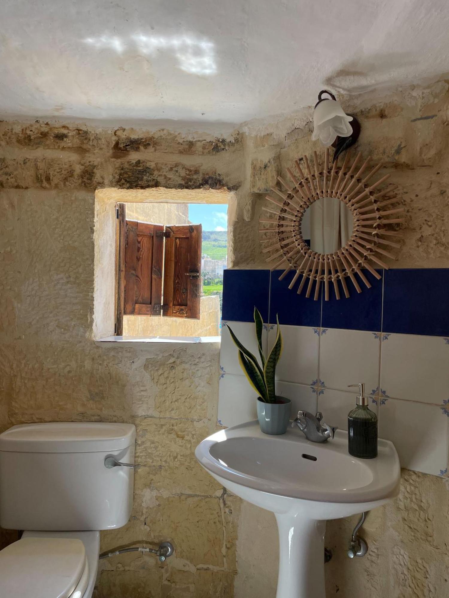 Soluna Boutique Guesthouse Ghasri  Luaran gambar