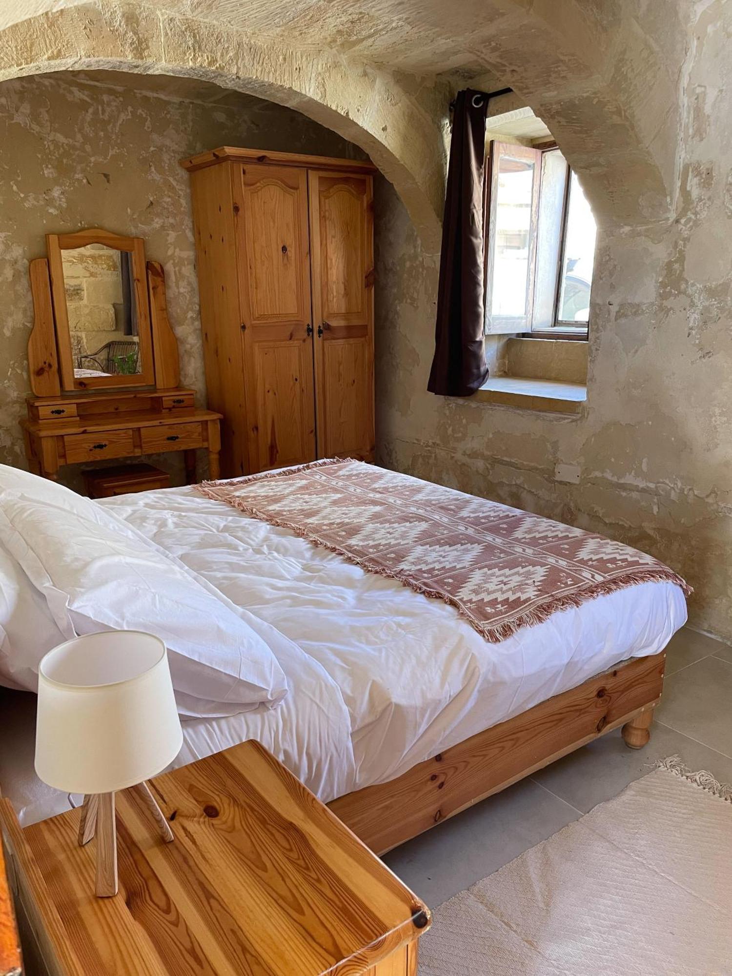 Soluna Boutique Guesthouse Ghasri  Luaran gambar