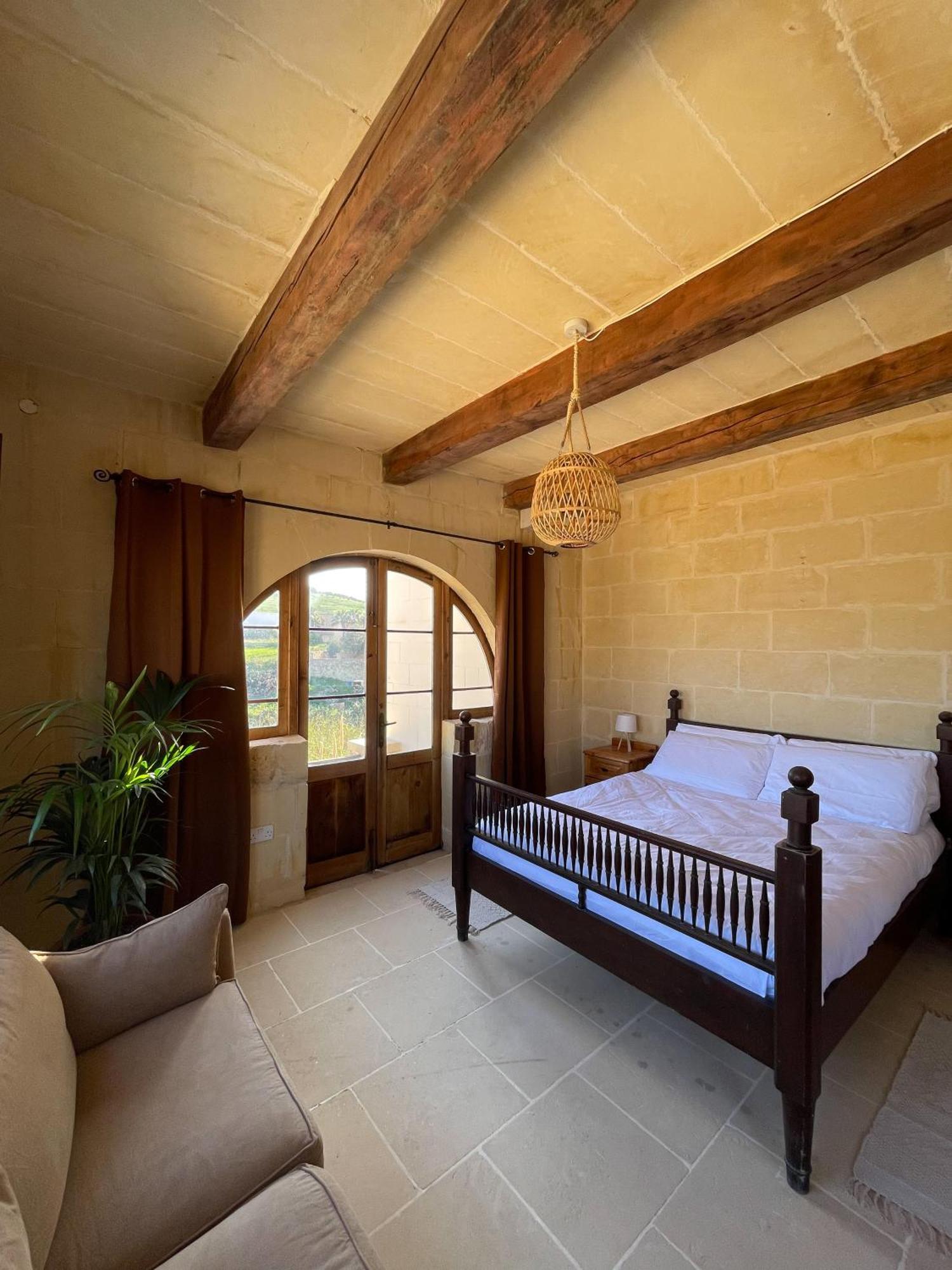 Soluna Boutique Guesthouse Ghasri  Luaran gambar