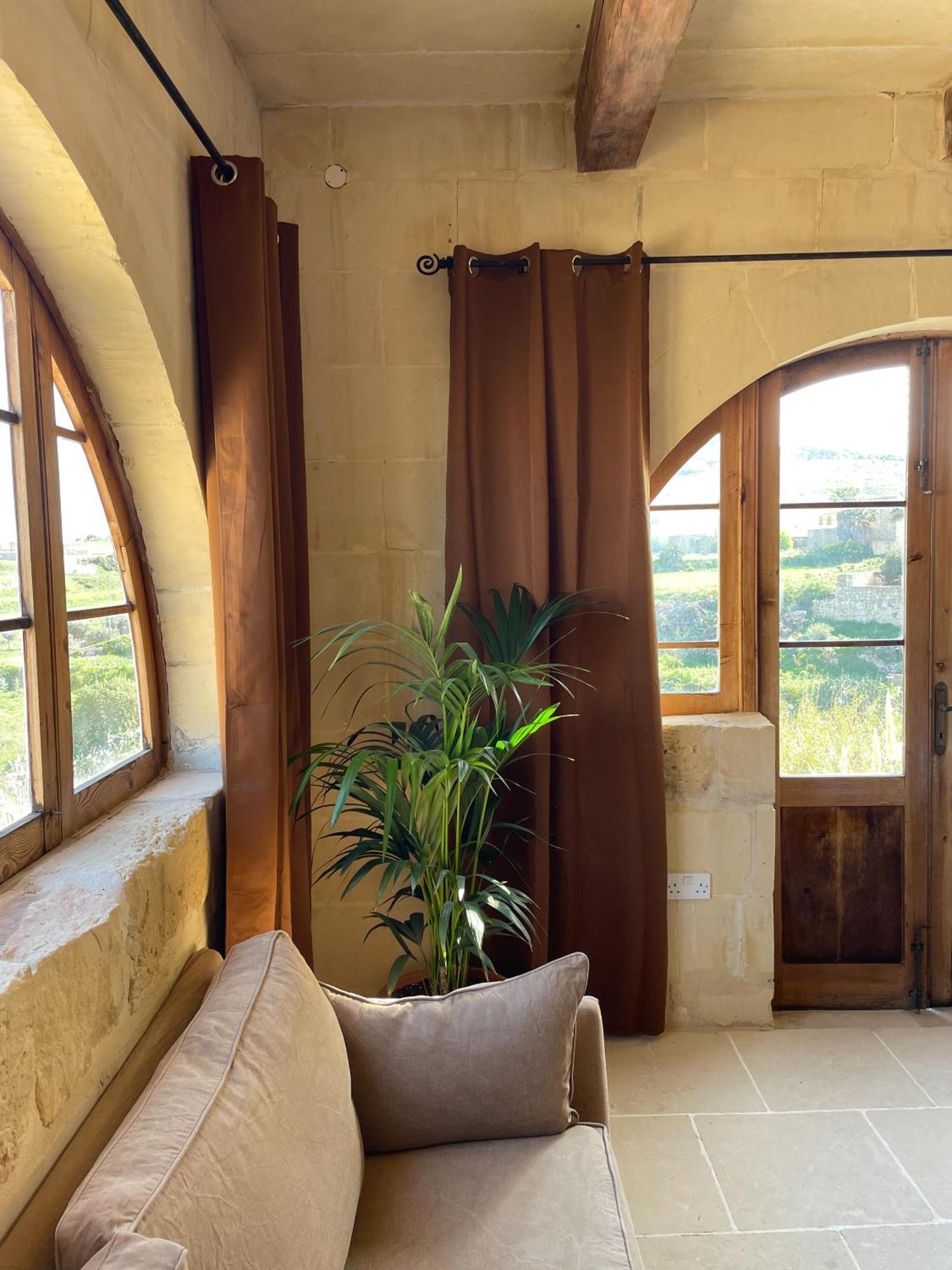 Soluna Boutique Guesthouse Ghasri  Luaran gambar